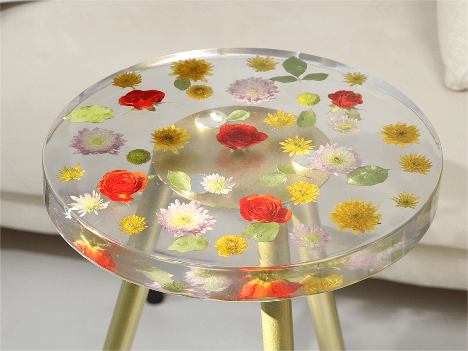 How to Make A Table with Dried Flowers
